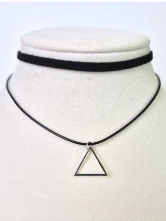 Hot Topic Jewelry - Minimalist Black Triangle Pendant Choker Necklace